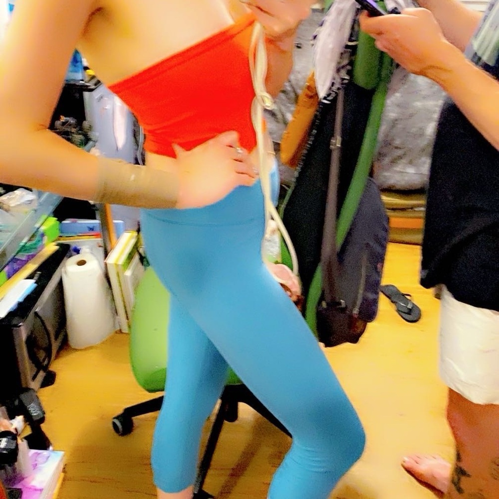Beyond Yoga Leggings - Picture 6 of 16